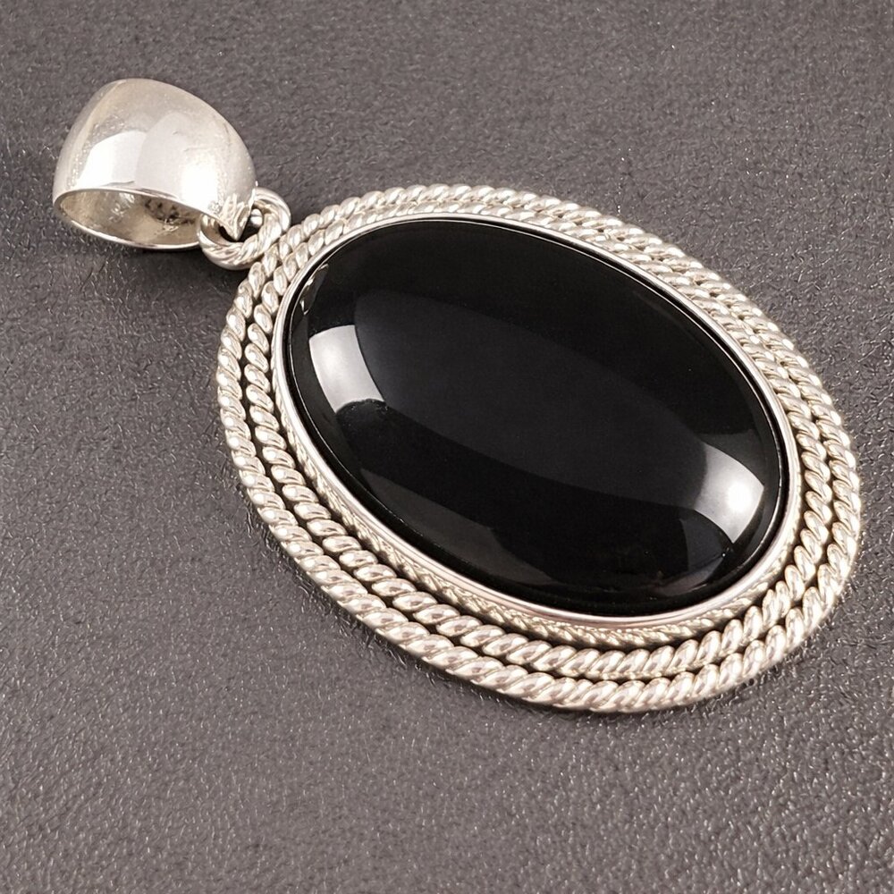 🌟 925 Sterling Silver Onyx Cabochon Pendant – 20g – Indonesia 🌟